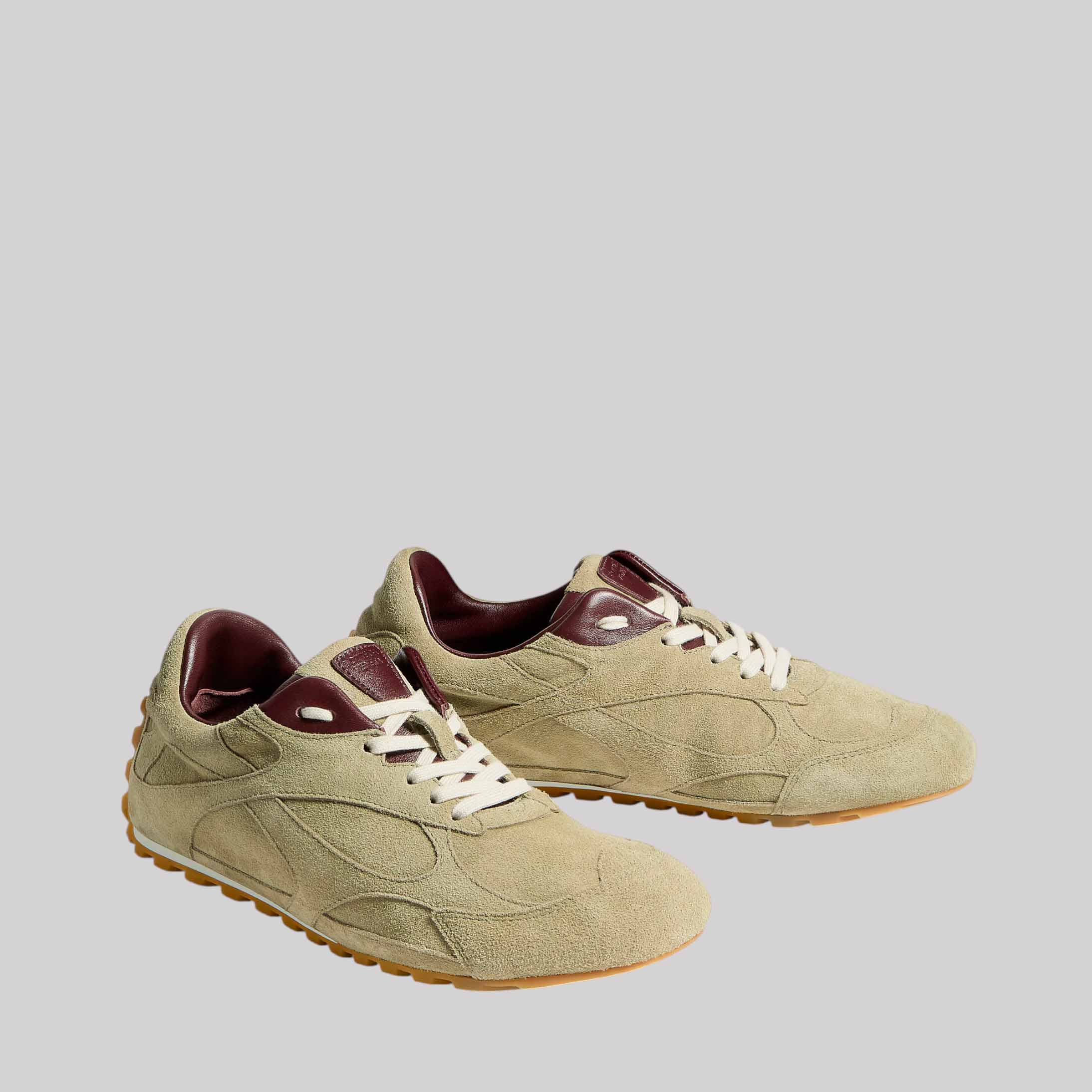 Orbit Flash Sneaker