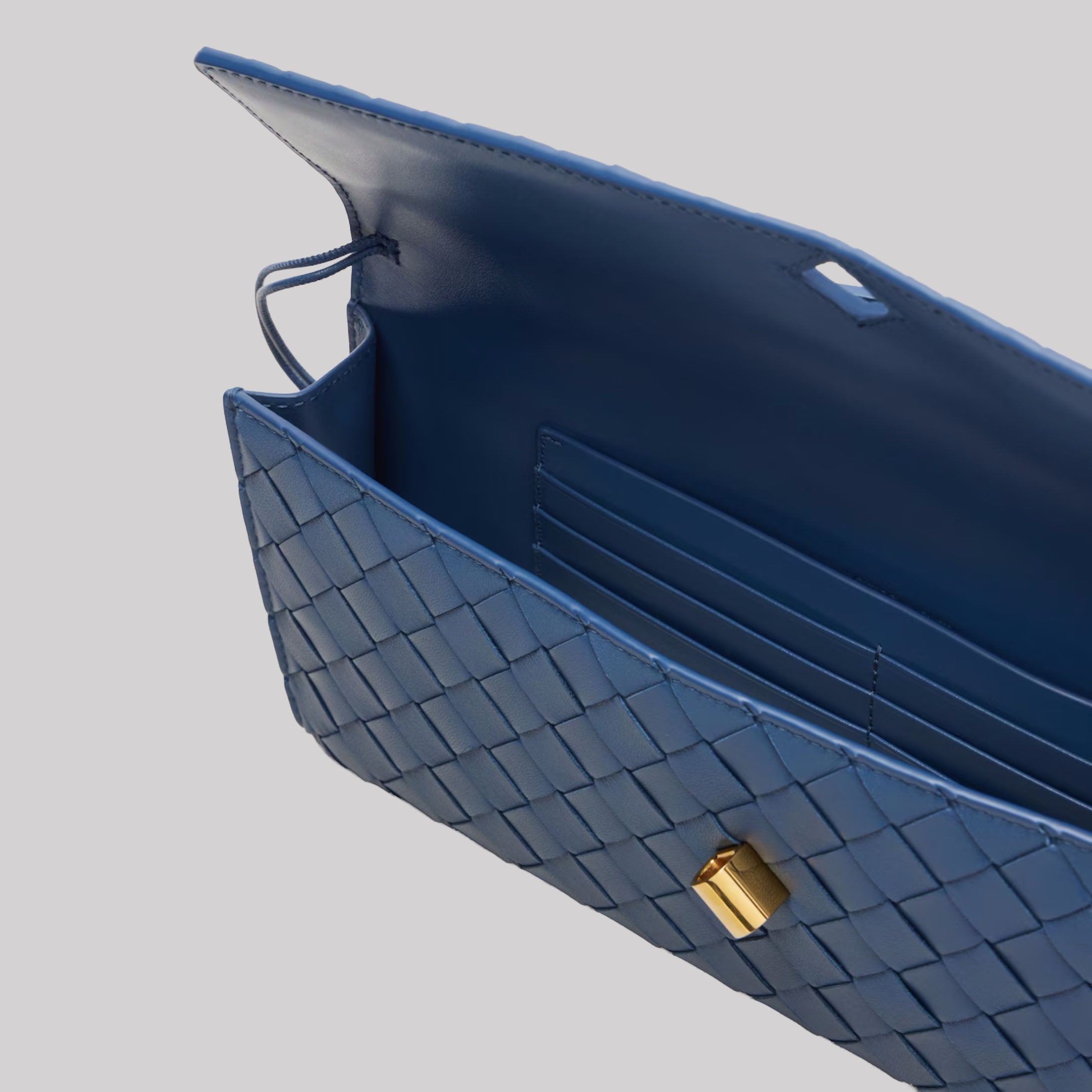 Andiamo Clutch