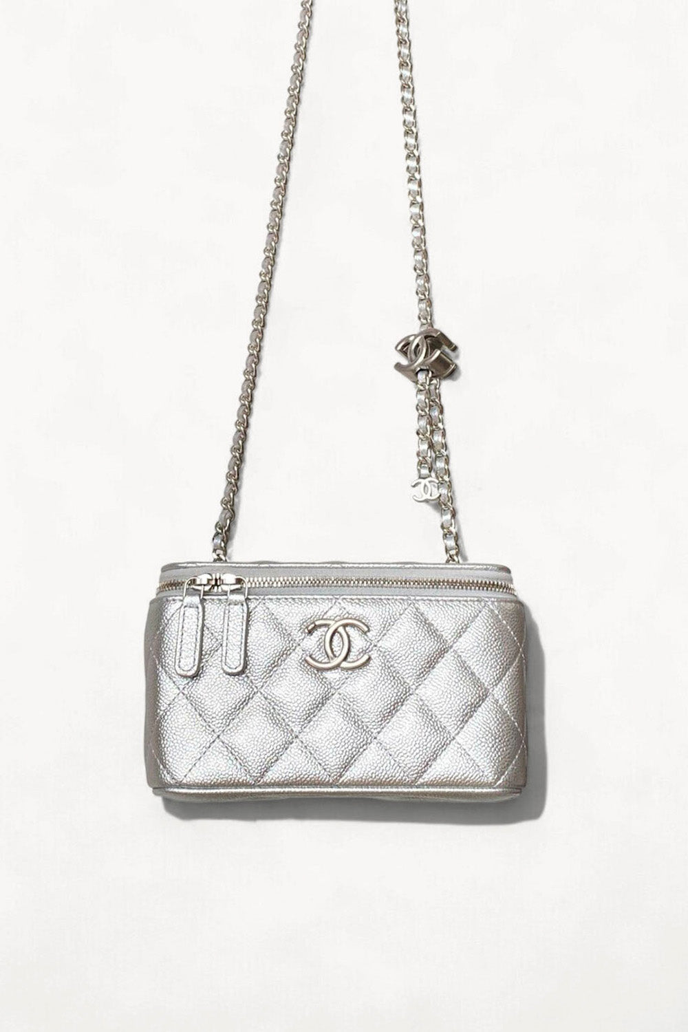 Caviar Quilted Small Vanity Case With Chain