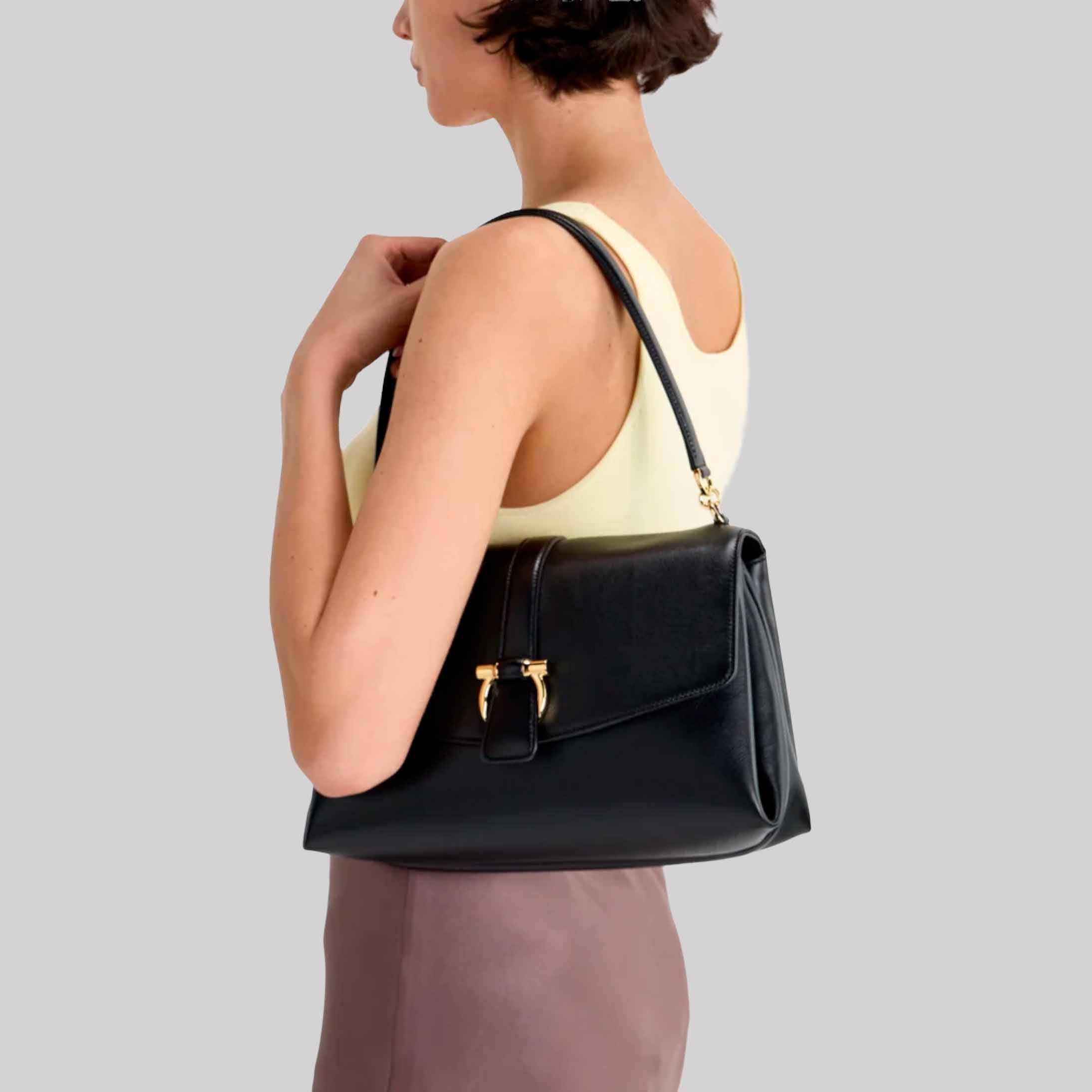 Gancio Medium Top Handle Bag