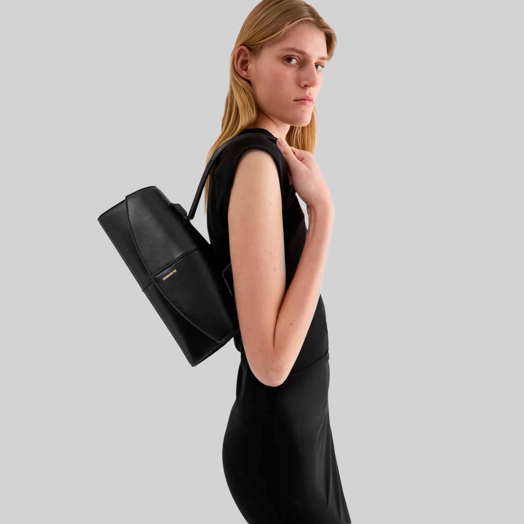 Linea Shoulder