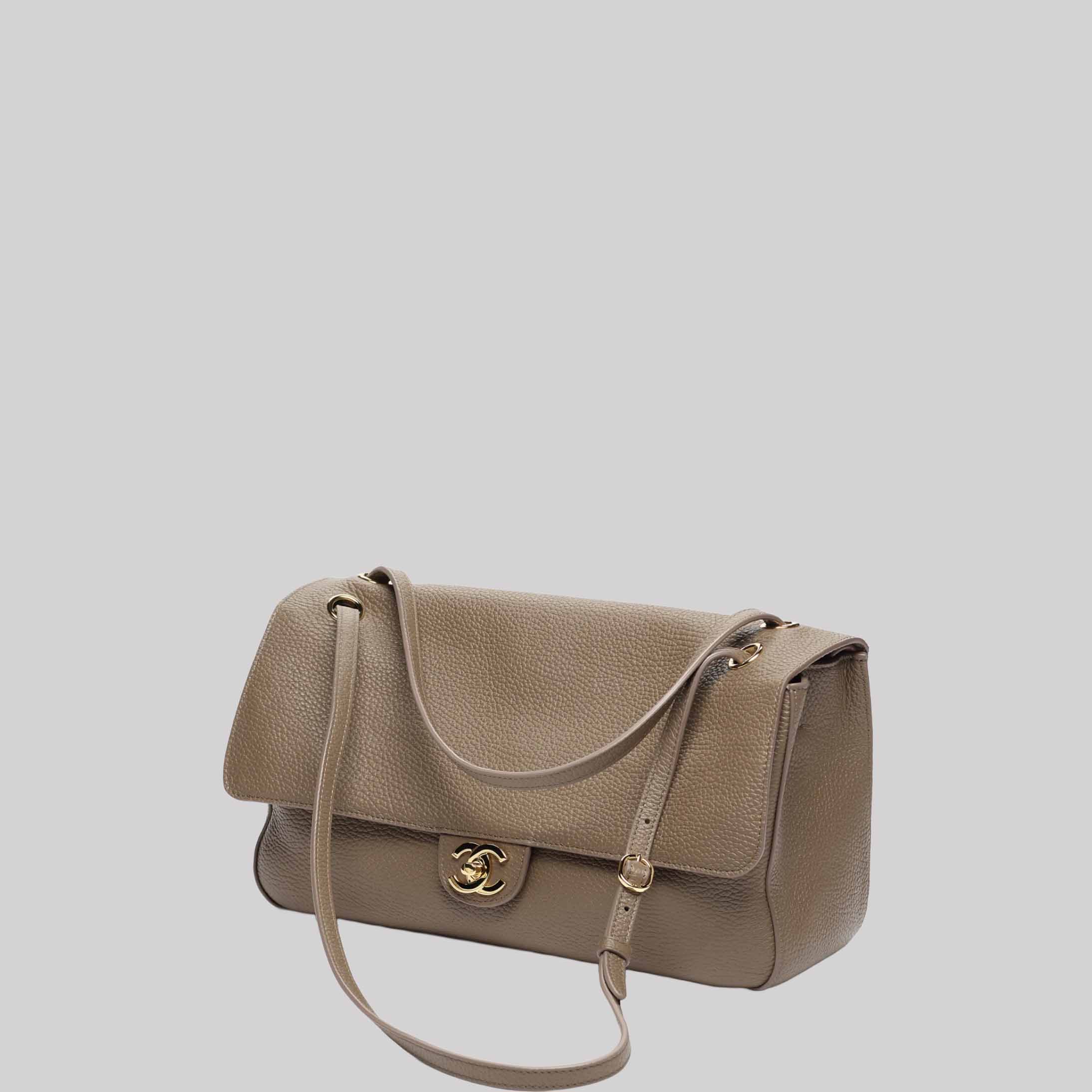 Maxi Flap Bag 32 Cm