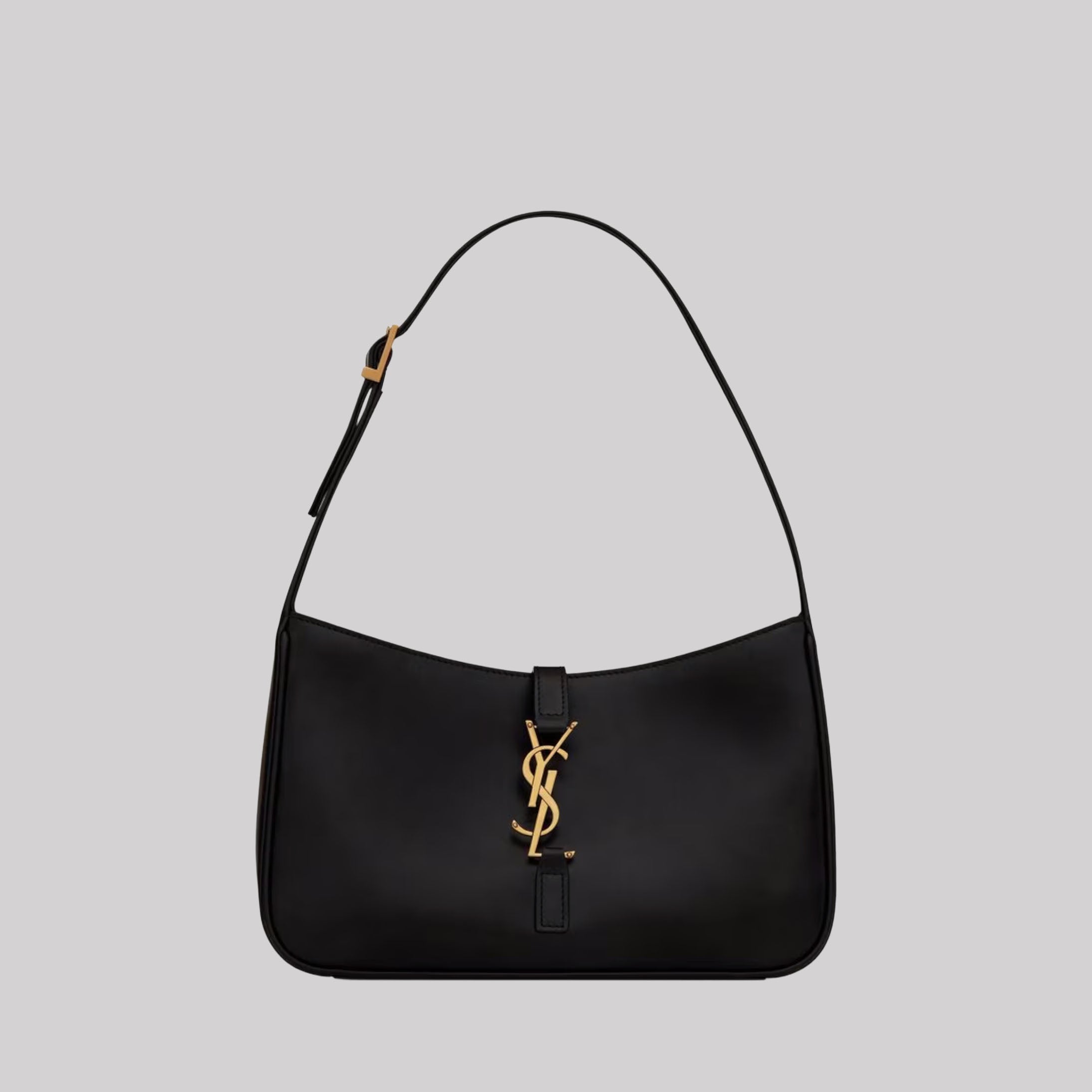 Le 5 À 7 In Smooth Leather