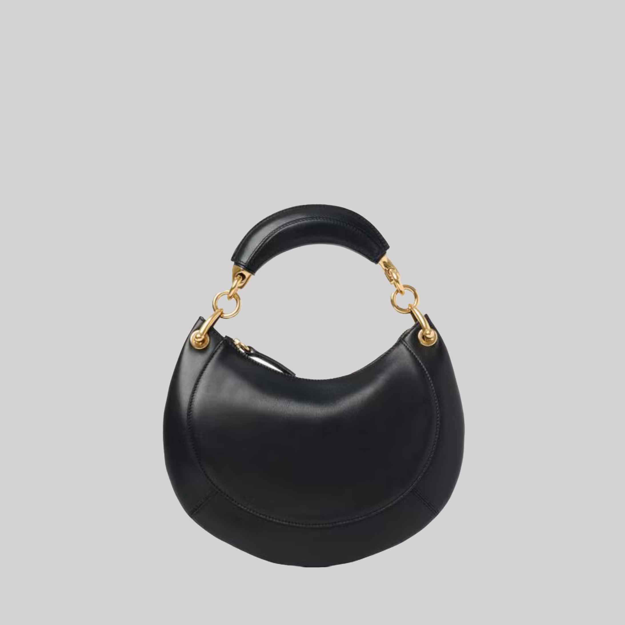 Small Chloé Banana Zipped Hobo In Soft Leather