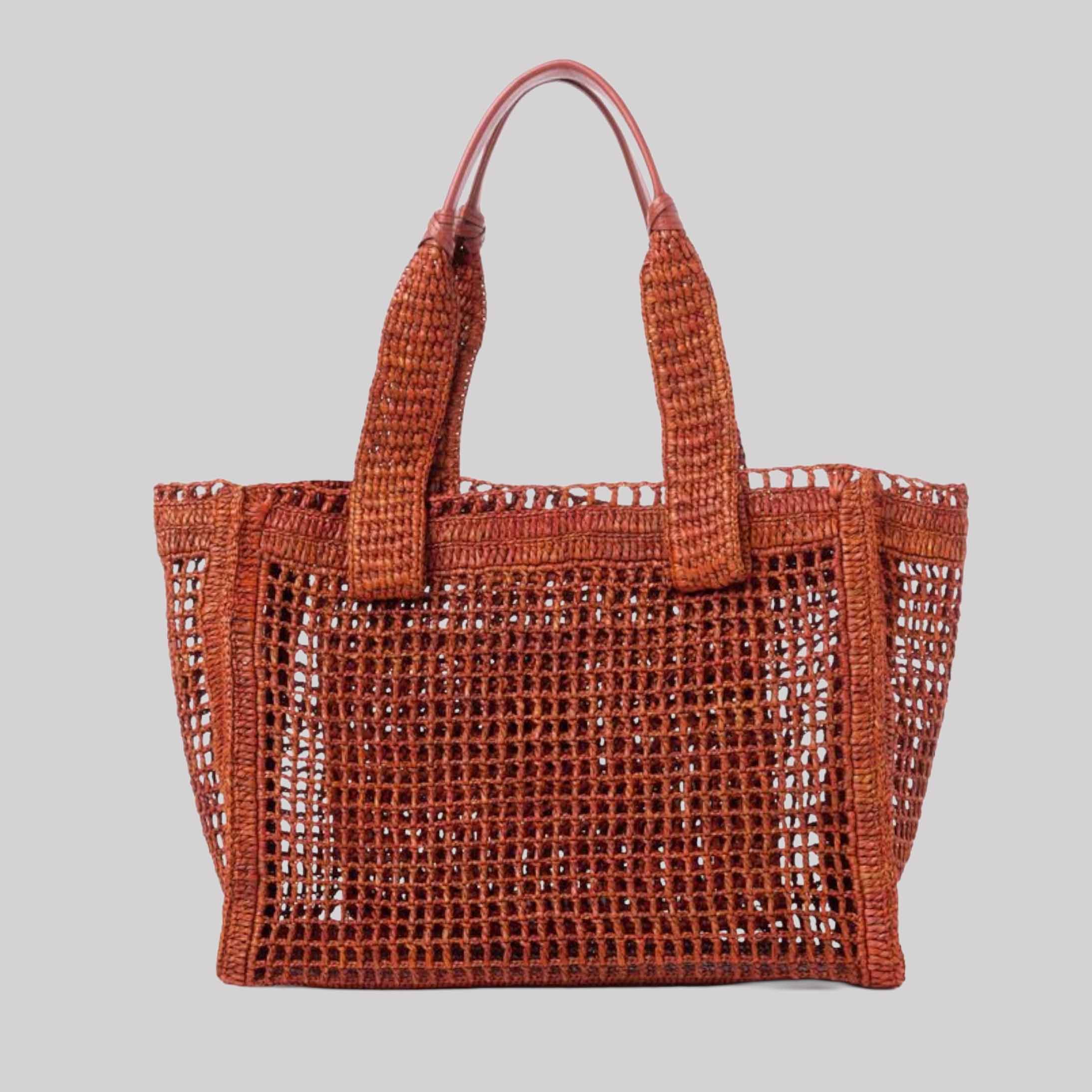 Summer Banana East-West Tote Bag In Raffia