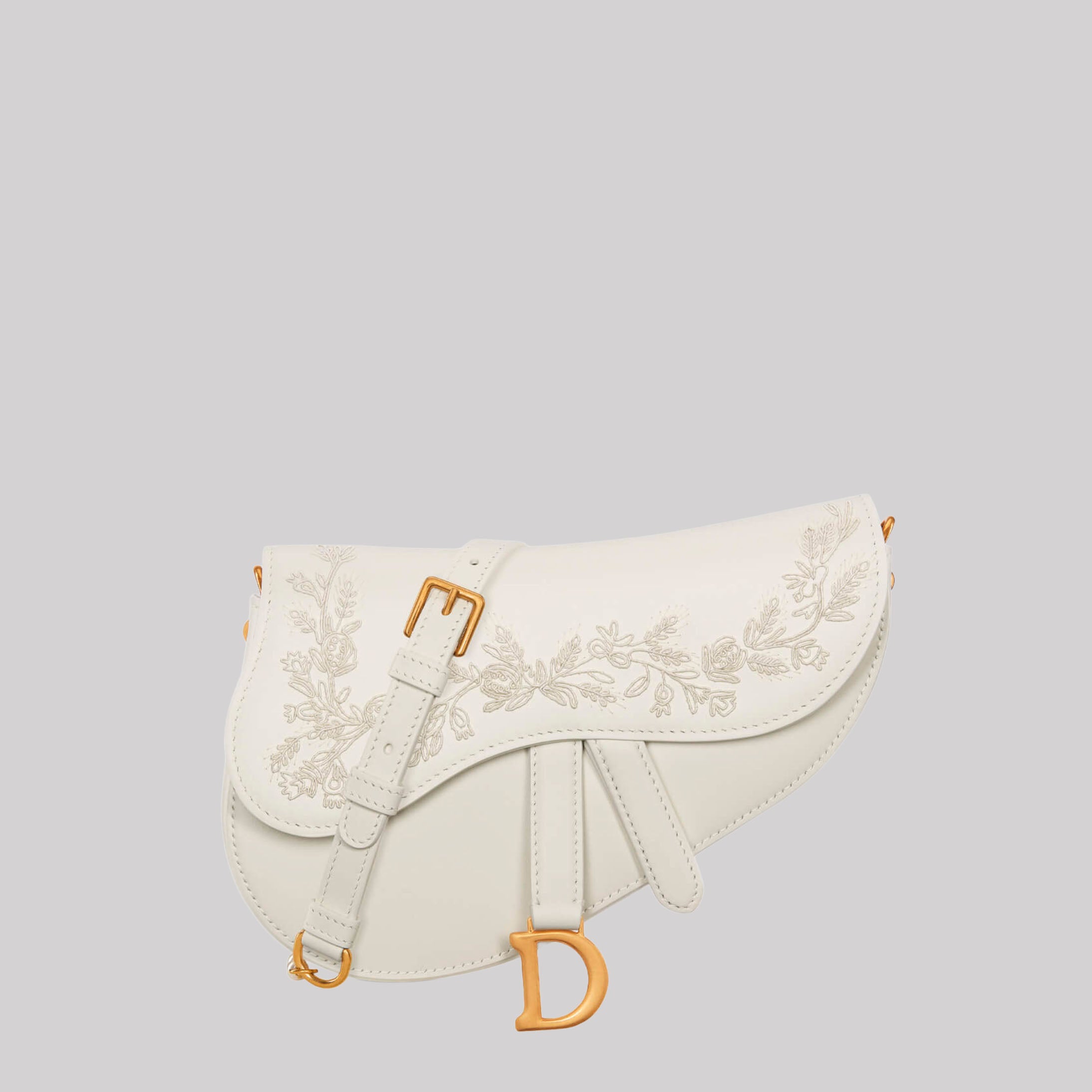 Small Saddle Bag With Chain