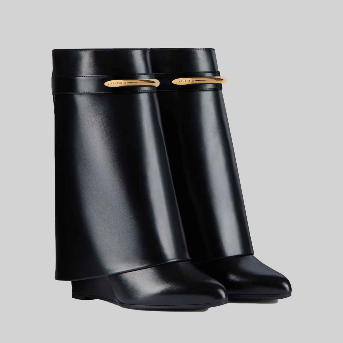 Shark Pinch Ankle Boots In Leather