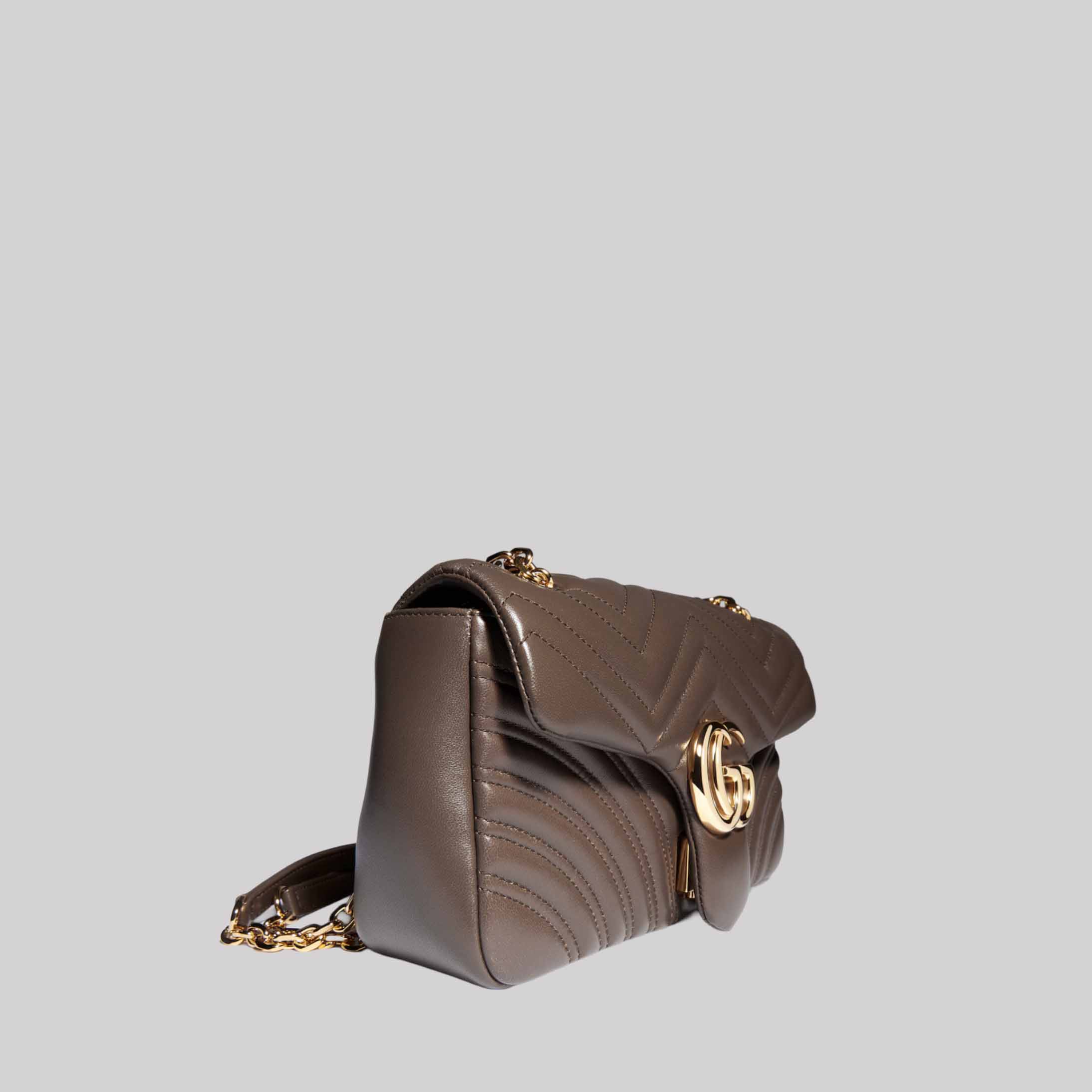GG Marmont Medium Shoulder Bag