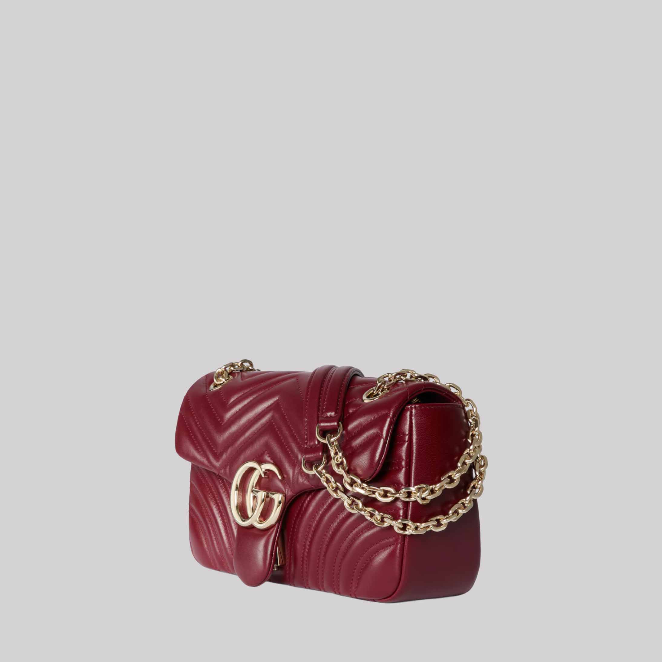 GG Marmont Medium Shoulder Bag