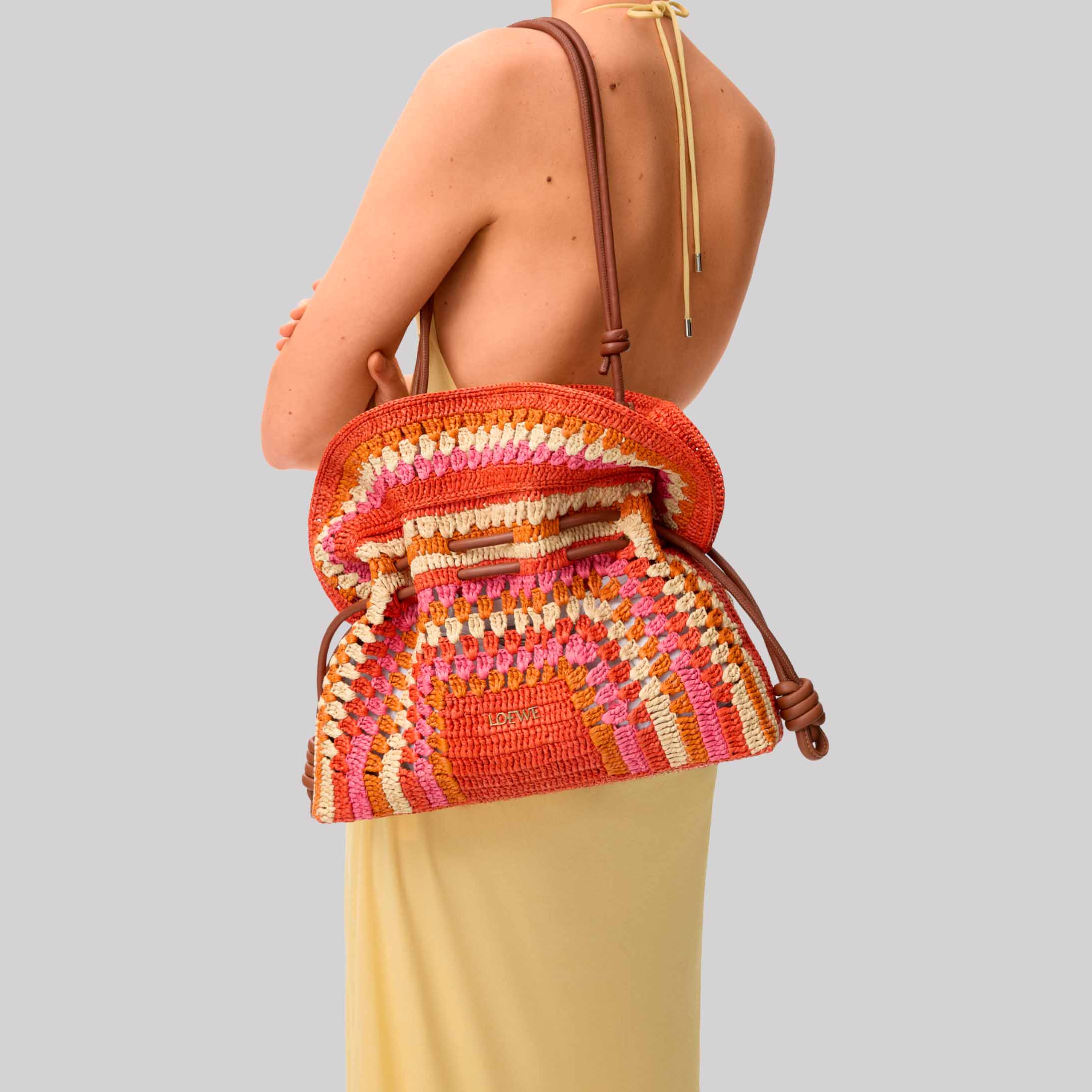 Medium Flamenco Clutch In Raffia And Calfskin