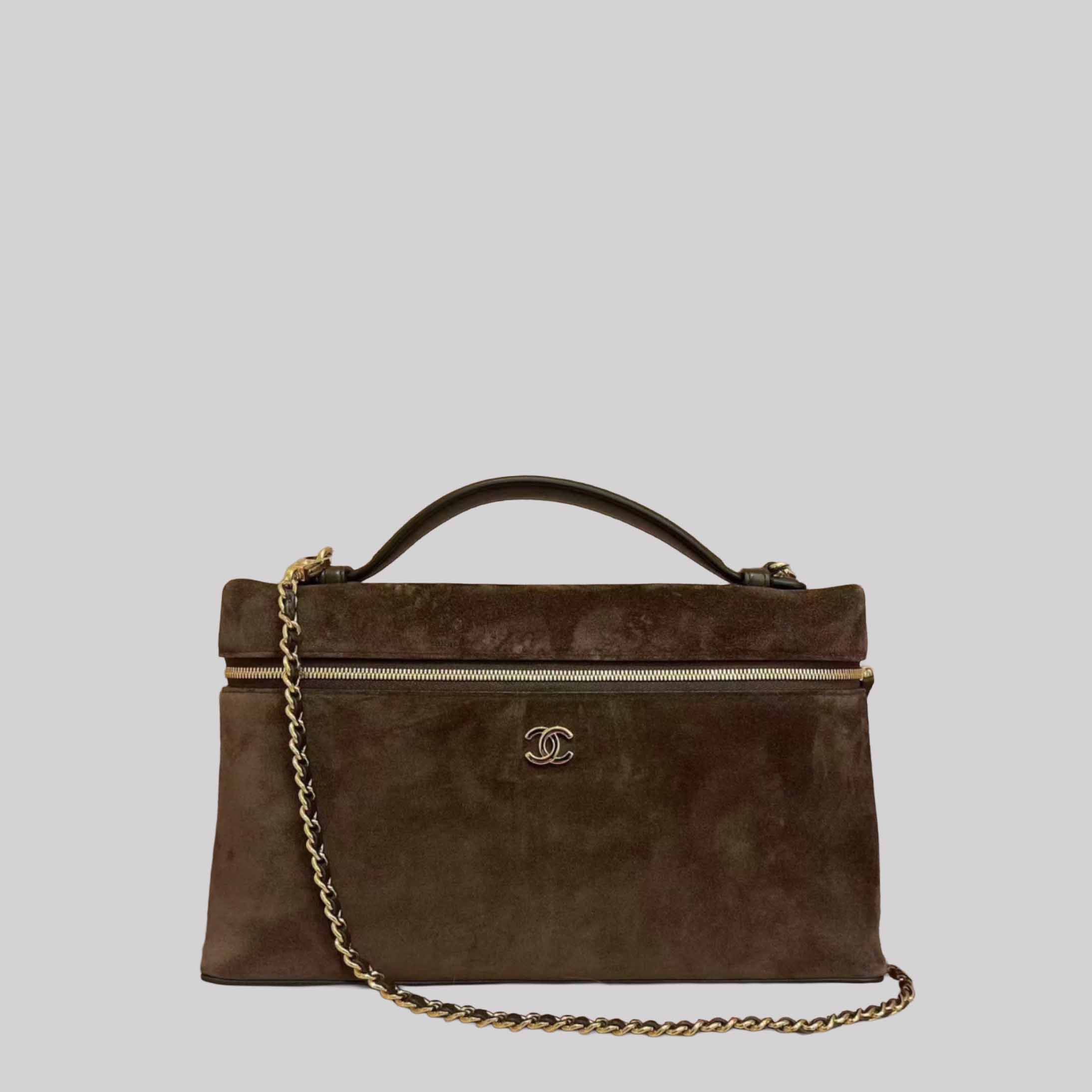 Long Vanity With Chain In Suede