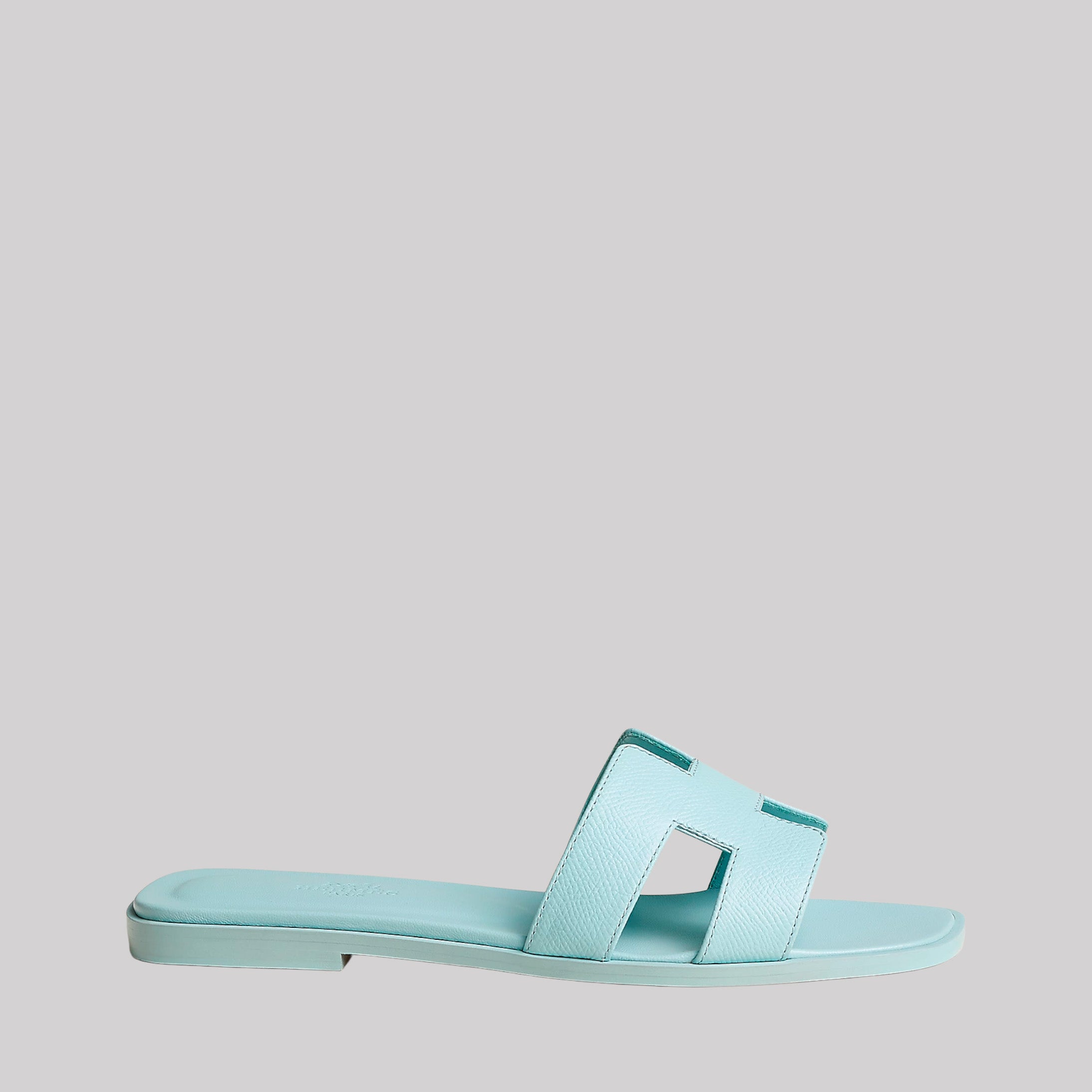 Oran Sandal