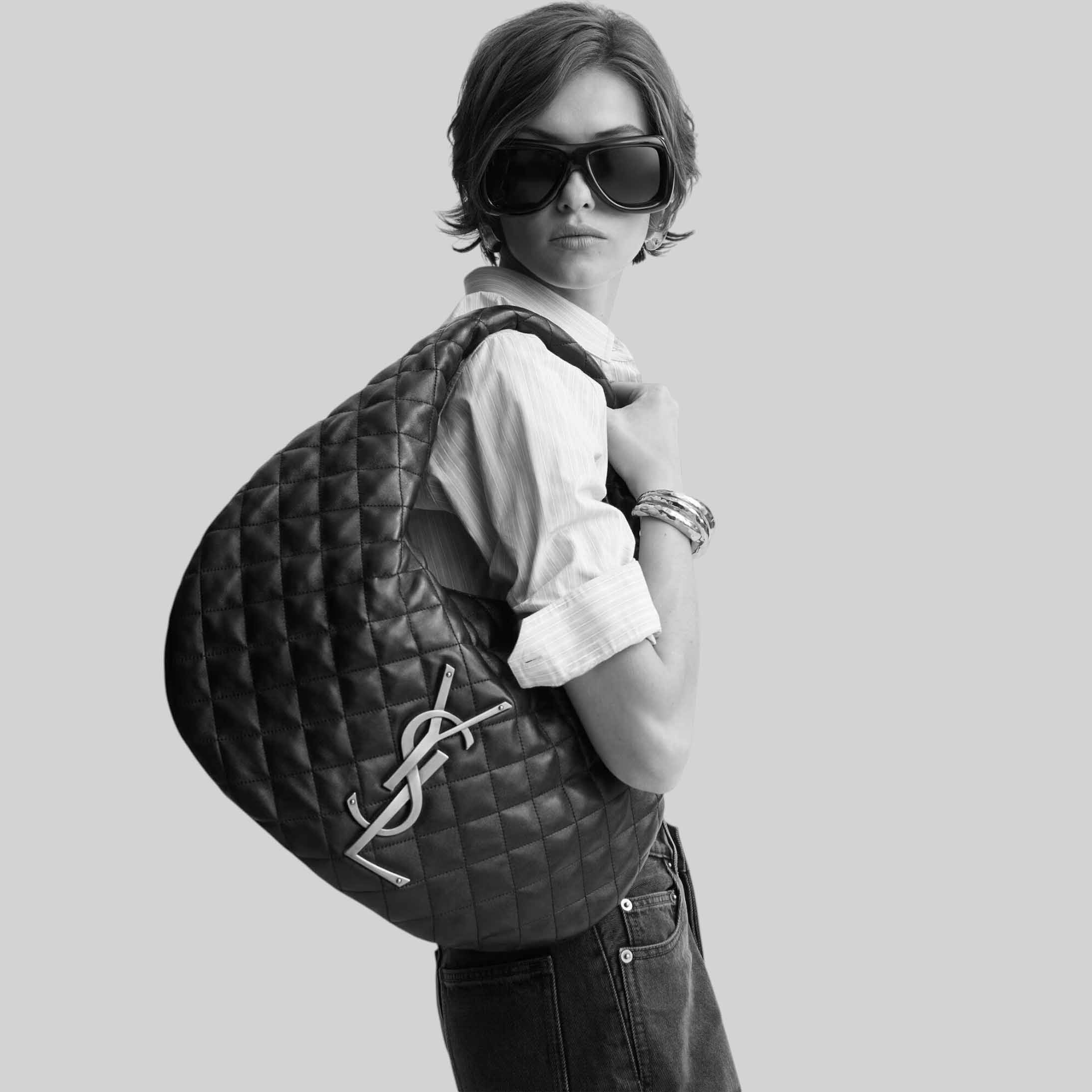Icare Hobo In Quilted Suede