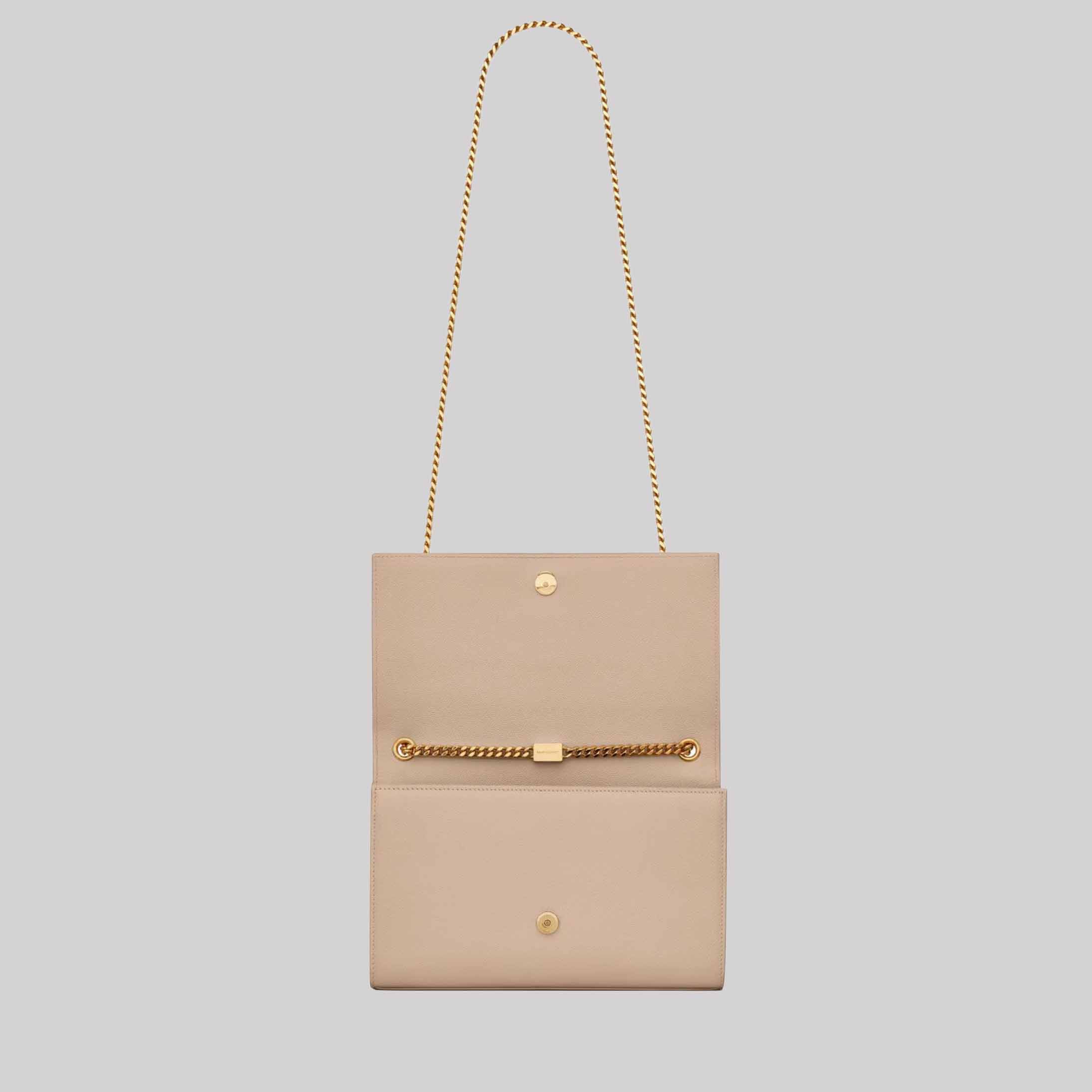 Kate Medium In Grain De Poudre Embossed Leather